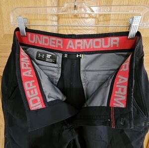 Under Armour mens shorts black 32w